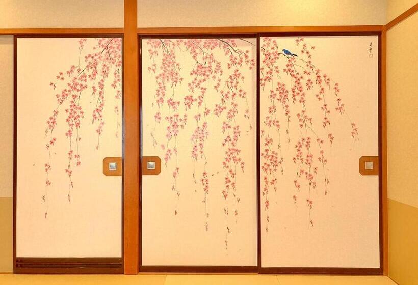 סוויטה משפחתית, Hoho A Hotel Overlooking The Echigo Plain And The Yahiko Mountain Range Formerly Hotel Oohashi Yakat