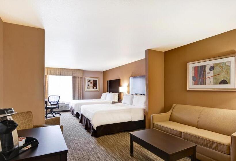 جناح, Holiday Inn Express Hotel & Suites Milwaukee New Berlin, An Ihg