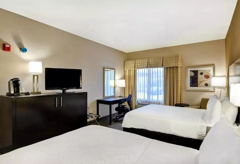 Standard-invahuone, Holiday Inn Express Hotel & Suites Milwaukee New Berlin, An Ihg