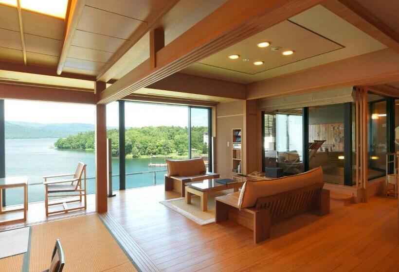 جناح بريميوم, Akan Tsuruga Besso Hinanoza