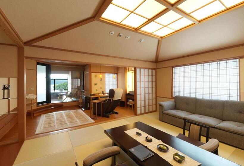 جناح سوبيريور مع إطلالات, Akan Tsuruga Besso Hinanoza