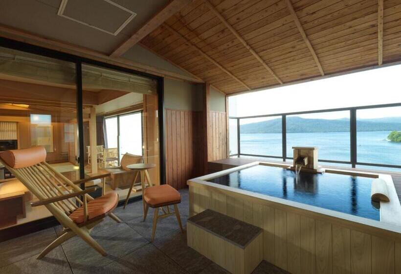 جناح بريميوم, Akan Tsuruga Besso Hinanoza