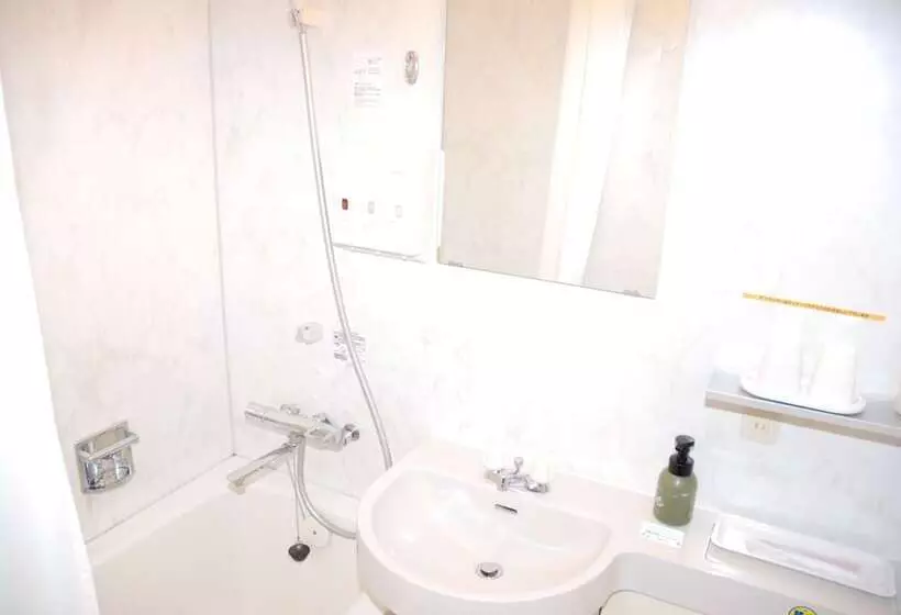 اتاق استاندارد یک نفره, Albert Hotel Akita