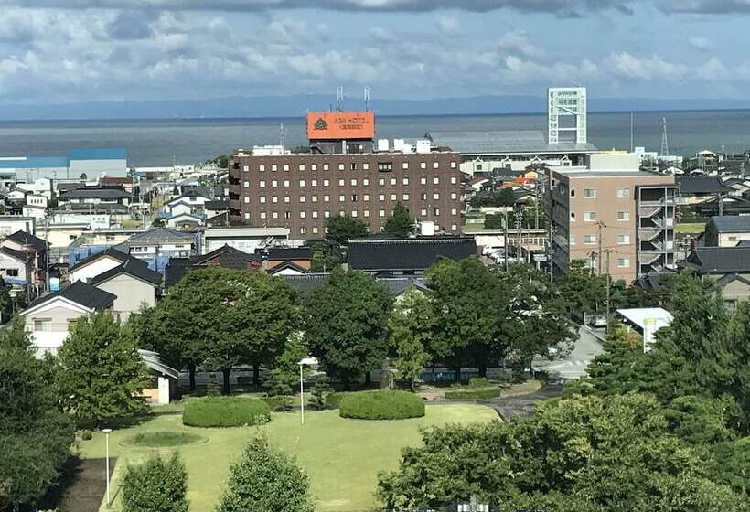 Quarto standard, Apa Hotel Uozu Ekimae