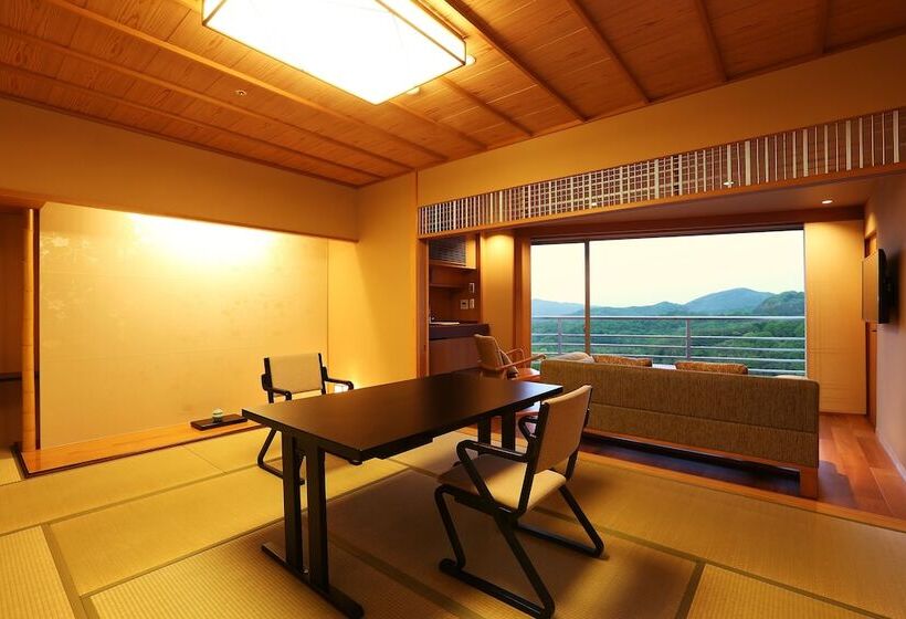 スタンダードルーム, Arima Grand