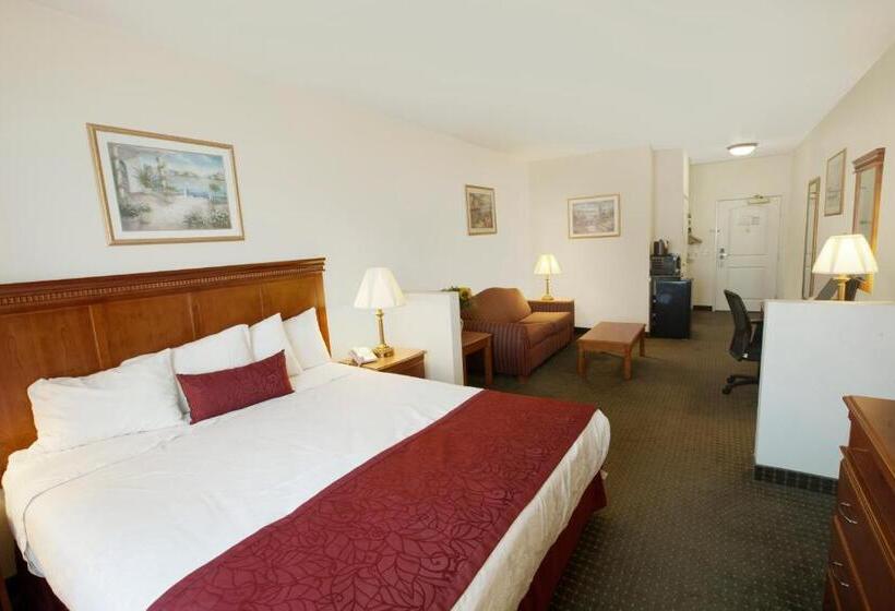 キングサイズベッドのスイートルーム, Best Western Plus Lake Elsinore Inn & Suites