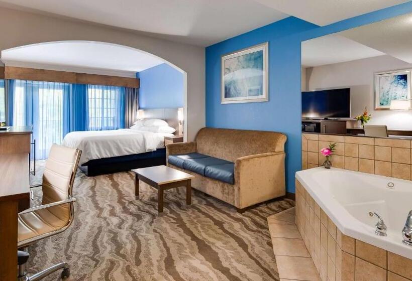 キングサイズベッドのスイートルーム, Best Western Plus River Escape Sylva / Dillsboro