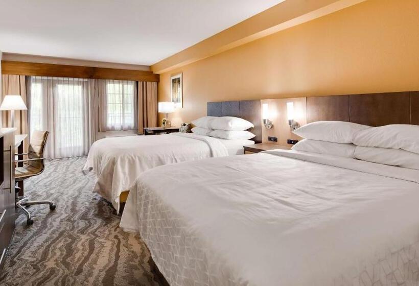 Люкс Адаптированный для Инвалидов, Best Western Plus River Escape Sylva / Dillsboro