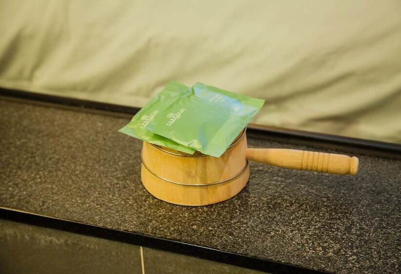 سوییت, Evergreen Resort Hotel Jiaosi