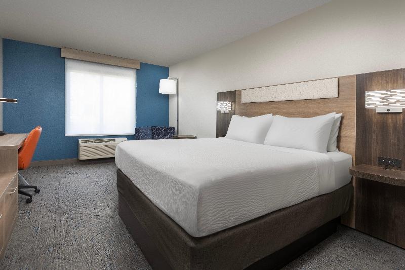 Стандартный Номер Кровать Кинг, Holiday Inn Express & Suites Superior, An Ihg