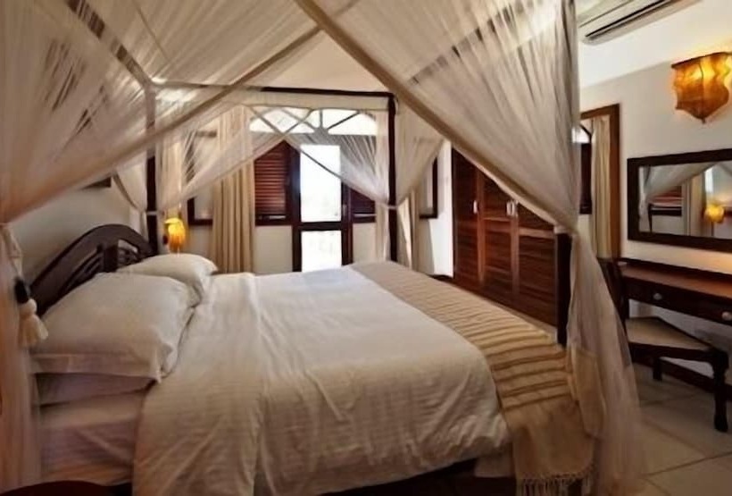 3 Bedroom Suite, Lantana Galu Beach