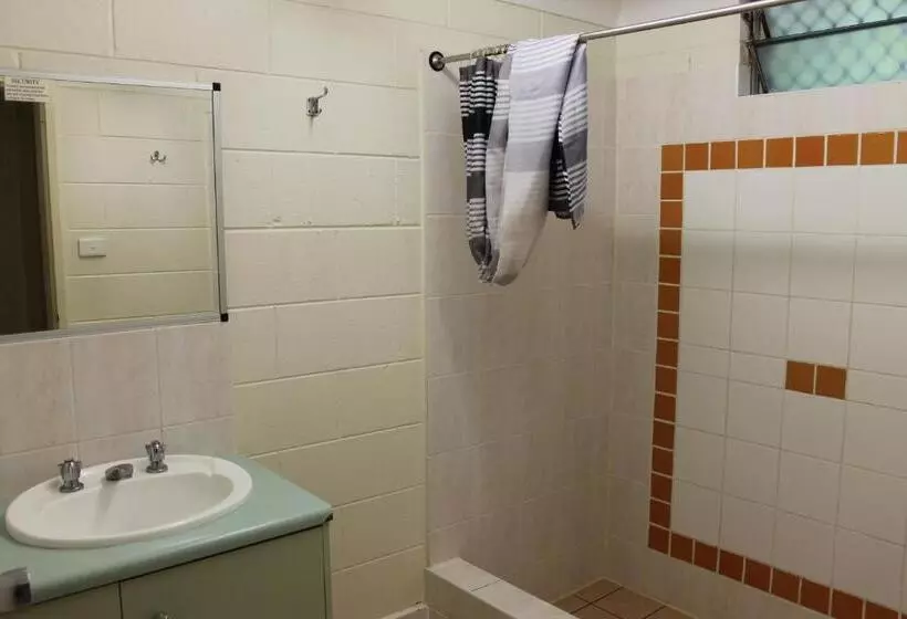 ２ベッドルームアパートメント, Oasis Inn Apartments
