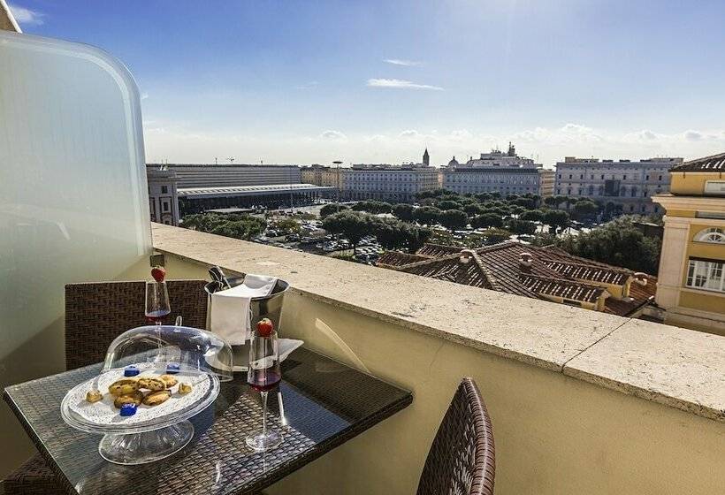 Номер Superior с Балконом, The Independent