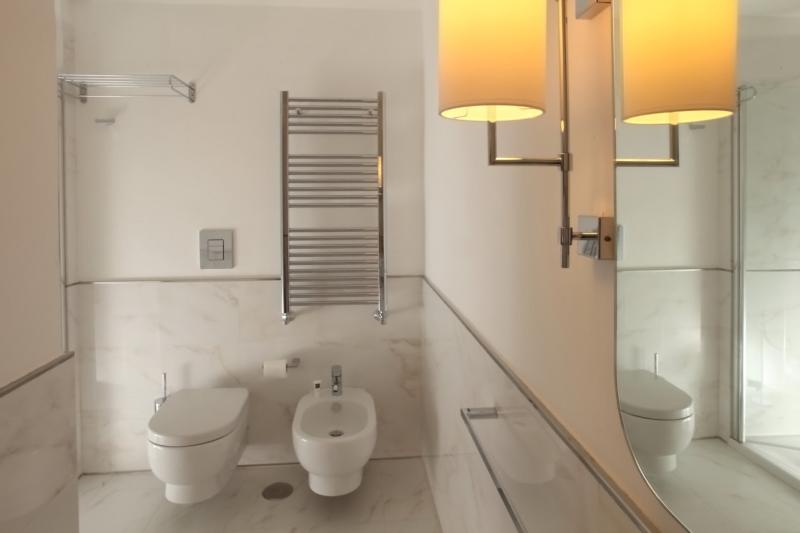 Классический Номер, The Independent