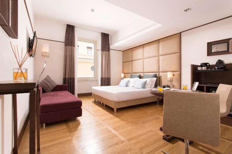 Трехместный Номер Deluxe, The Independent