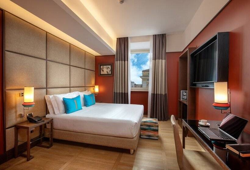 Классический Номер, The Independent