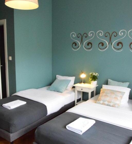 标准三人间, Blooms Inn & Apartments