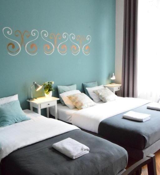 标准三人间, Blooms Inn & Apartments