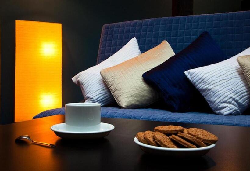 带2个卧室的公寓, Blooms Inn & Apartments