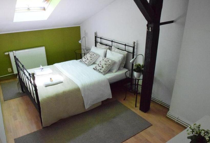 آپارتمان اکونومی 1 خوابه, Blooms Inn & Apartments