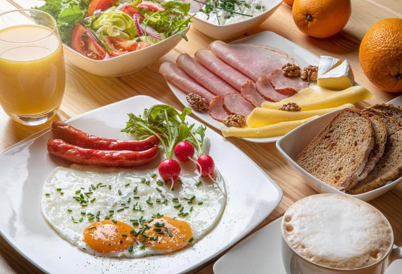 اتاق لوکس, Blooms Inn & Apartments