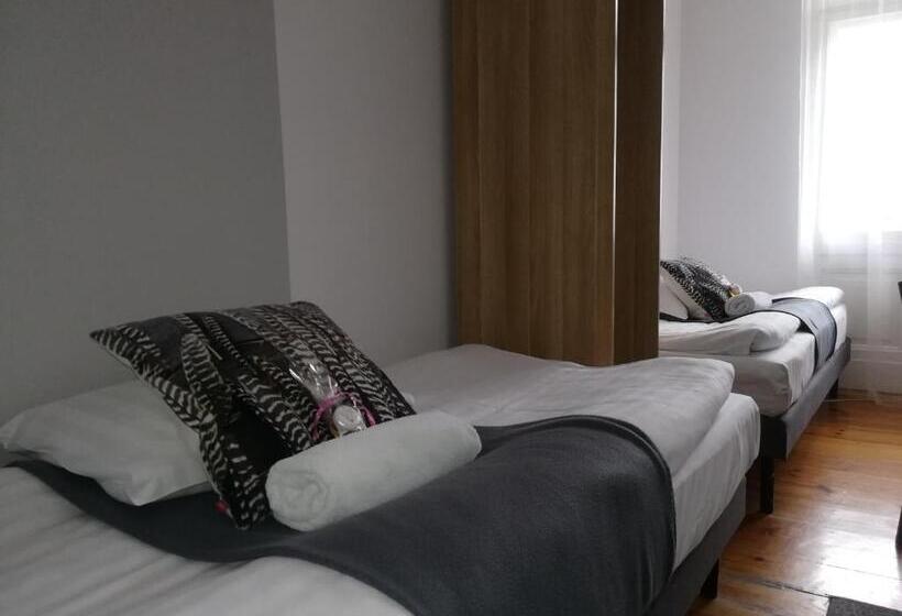 标准间, Blooms Inn & Apartments