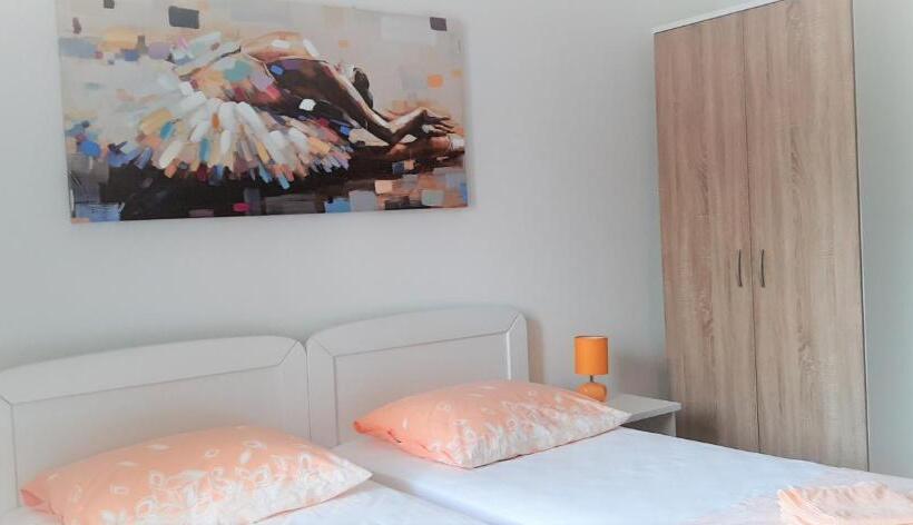 オーシャンビューバルコニー付スタンダードワンルーム, Apartments Villa Sirena