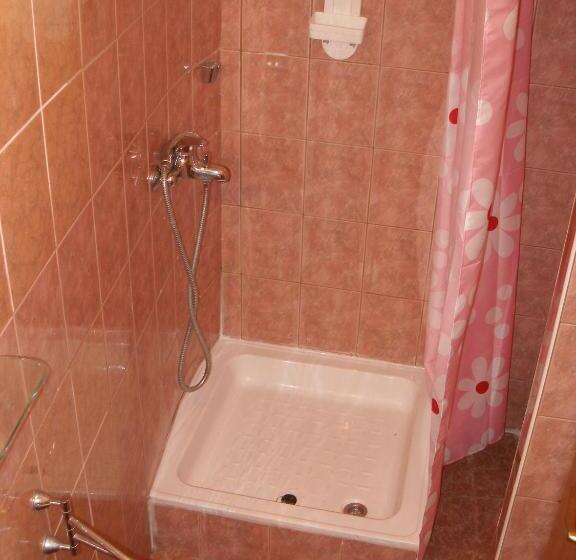 スタンダードスタジオ, Apartments Villa Sirena