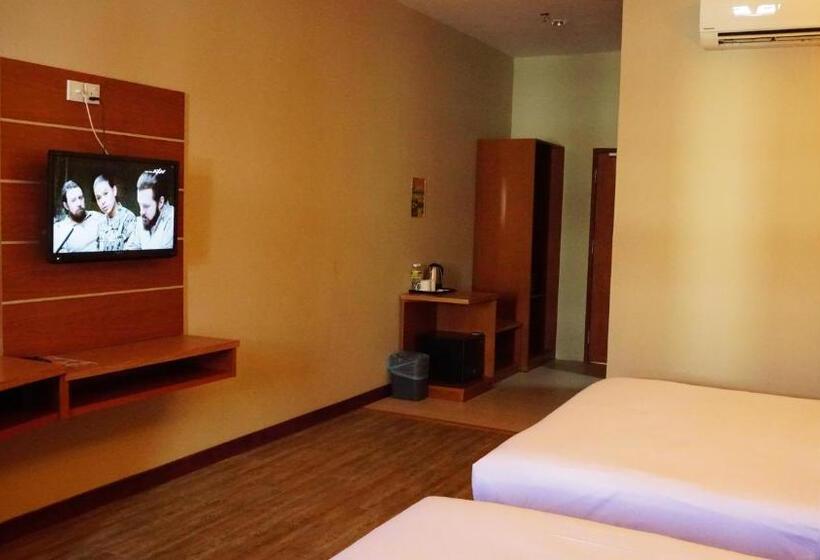 家庭间, Best Star Resort