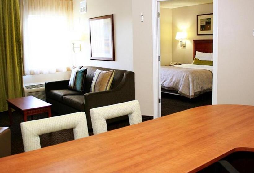 Номер Стандарт Адаптированный для Инвалидов, Candlewood Suites Harrisonburg, An Ihg
