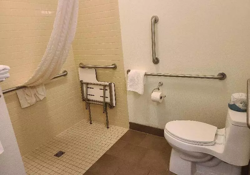 デラックススイート, Candlewood Suites Harrisonburg, An Ihg