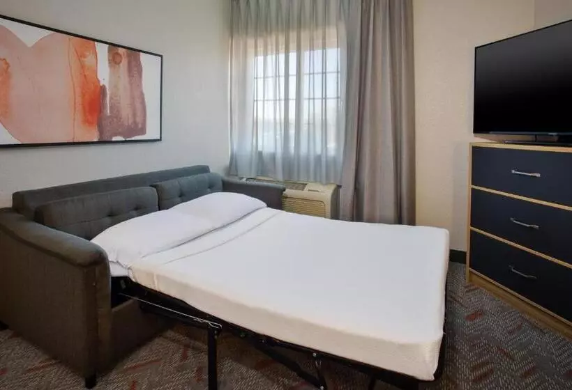 キングサイズベッドのスイートルーム, Candlewood Suites Kenosha, An Ihg
