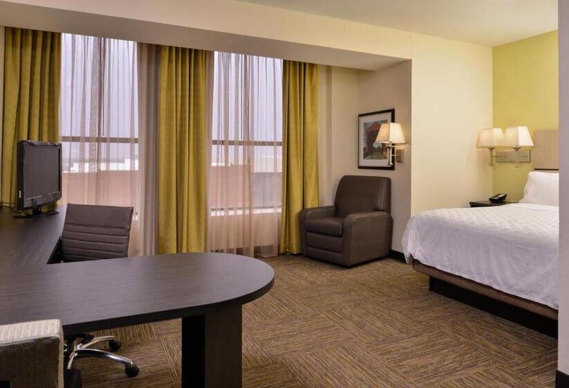 스탠다드 스튜디오, Candlewood Suites Terre Haute, An Ihg