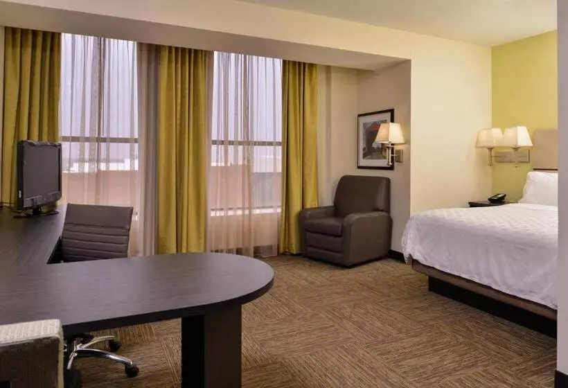 スタンダードスタジオ, Candlewood Suites Terre Haute, An Ihg