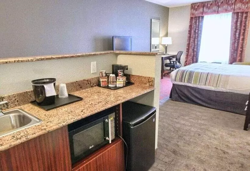 ハイドロマッサージバス付きスイート, Country Inn & Suites By Radisson, Dearborn, Mi