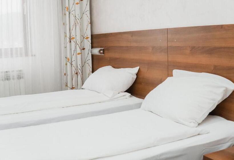 آپارتمان 2 خوابه, Damis