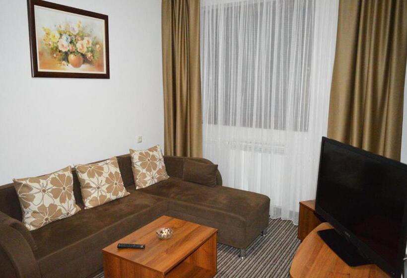 آپارتمان 2 خوابه, Damis