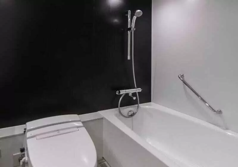 اتاق استاندارد با چشم‌انداز, Kkr Hotel Osaka