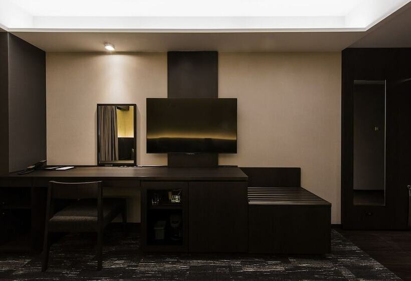 带观景的标准间, Kkr Hotel Osaka