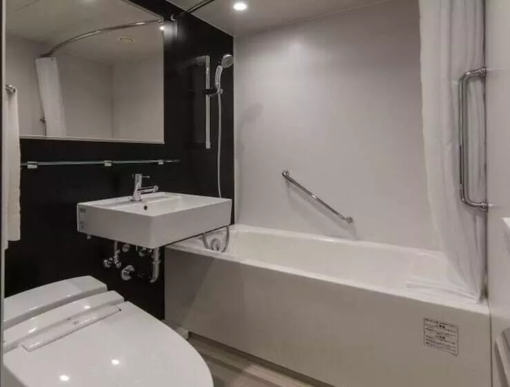 اتاق استاندارد سه نفره, Kkr Hotel Osaka