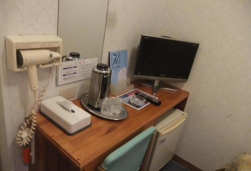 Номер Economy, Kokusai Plaza