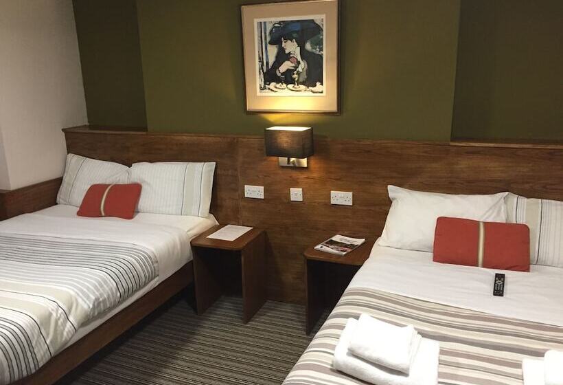 חדר סטנדרט לארבעה, Leith House