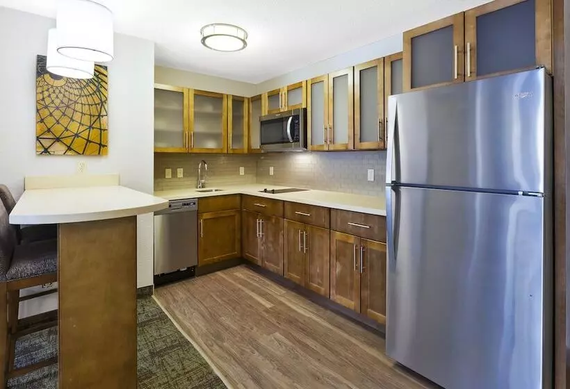 スイート, Staybridge Suites Columbia Highway 63 & I 70, An Ihg