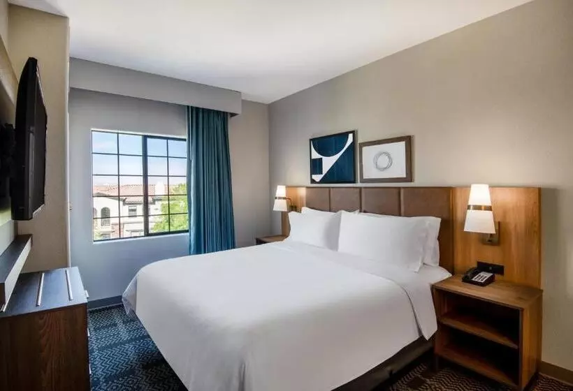 身障者適用スイートルーム, Staybridge Suites Phoenix Glendale Sports Dist, An Ihg