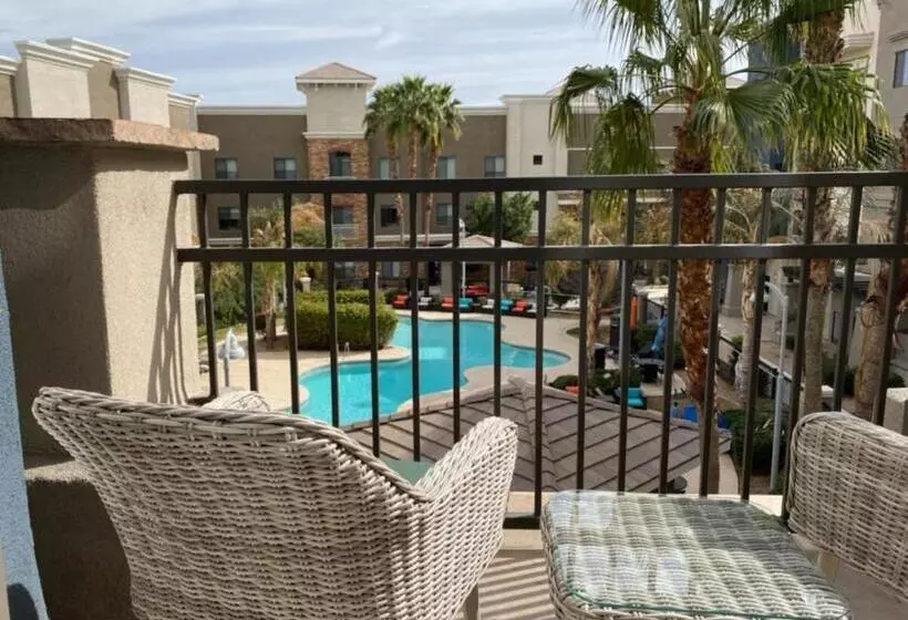 バルコニー付スイート, Staybridge Suites Phoenix Glendale Sports Dist, An Ihg