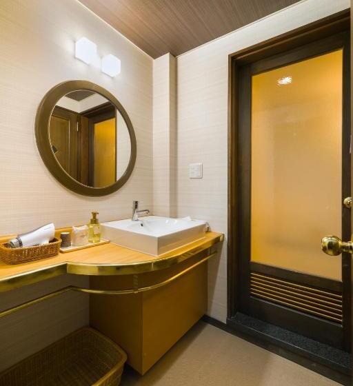 Трехместный Номер Superior, Kishigon Ryokan