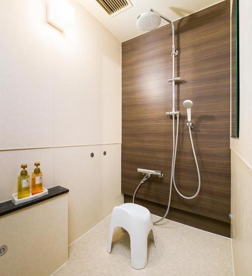 高级三人间, Kishigon Ryokan