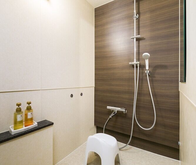 高级三人间, Kishigon Ryokan