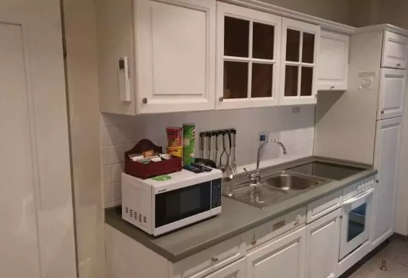 オーシャンビュースーペリアワンルーム, Admiralty Lodge Motel