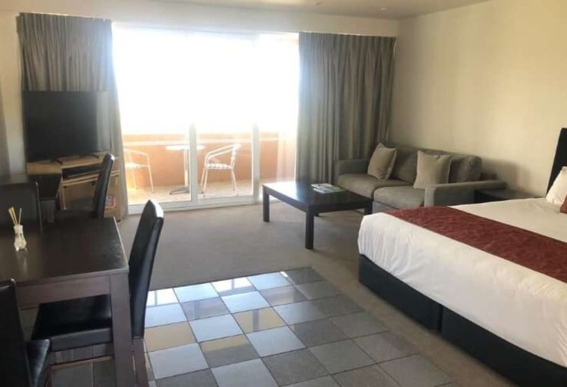 스탠다드 스튜디오 더블 침대, Admiralty Lodge Motel